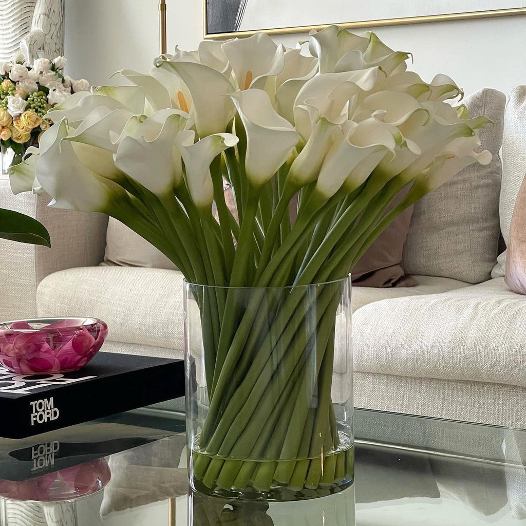 Premium Calla Lilies in Glass Cylinder