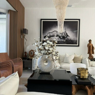 Premium Large Eternity Vase with Magnolias and Driftwood