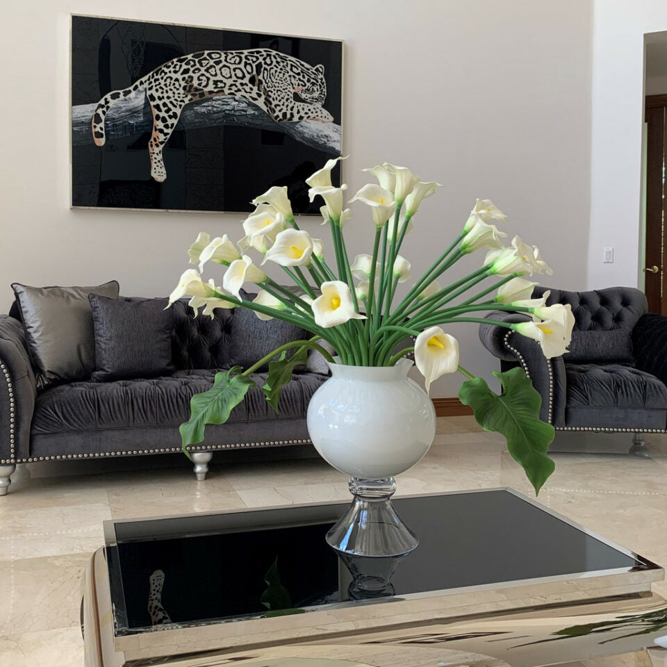 Premium Elegant Vase with Multiple White Calla Lilies